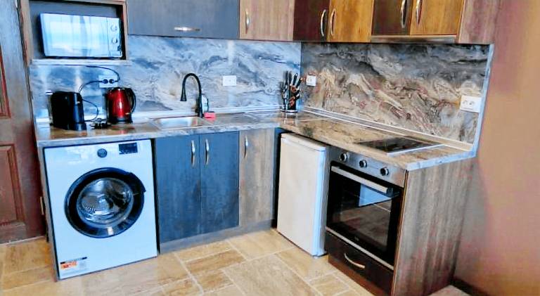 Rental apartment with pool — photo 4