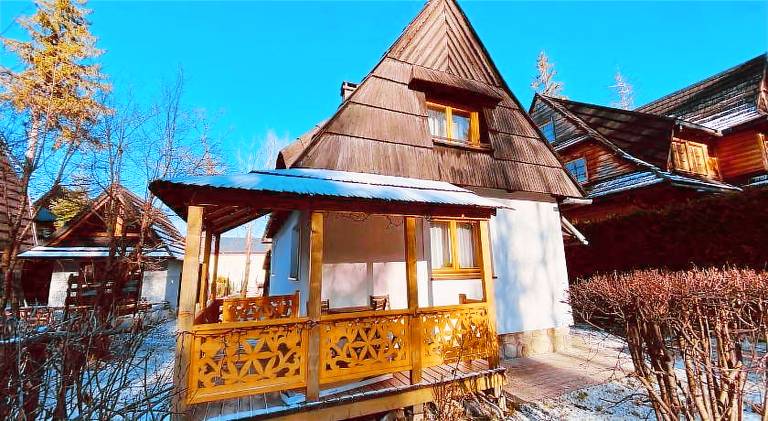 Lodge with barbeque, terrace & garden in Zakopane