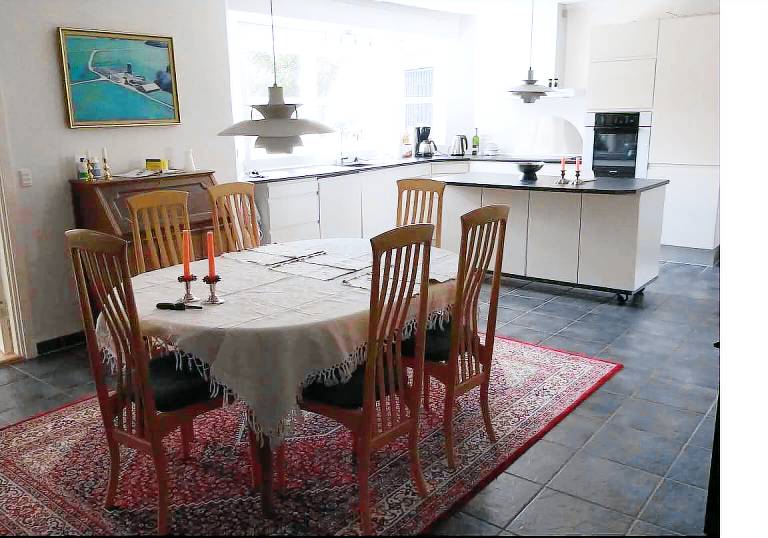 Villa with 4 rooms for 8 persons — photo 3