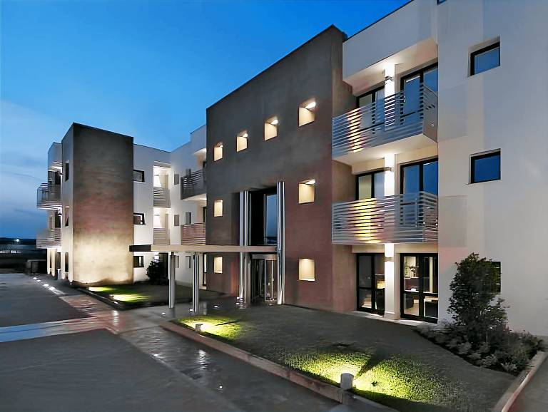 Children-friendly charming serviced apartment with terrace & garden | Pets allowed — photo 2