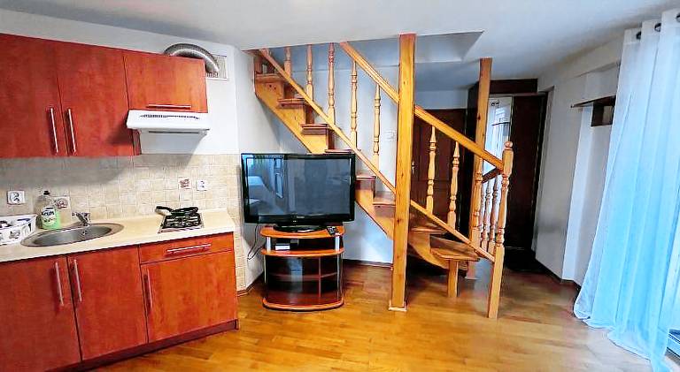 Apartment with 2 rooms for 6 persons — photo 3