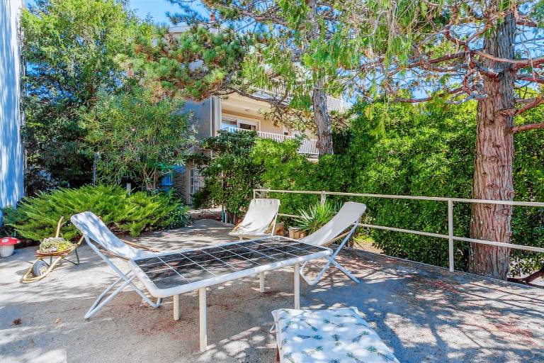 Rental apartment with grill & terrace | Sea view — photo 3