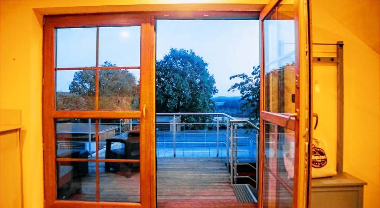 Ample apartment with patio | Pet-friendly — photo 4