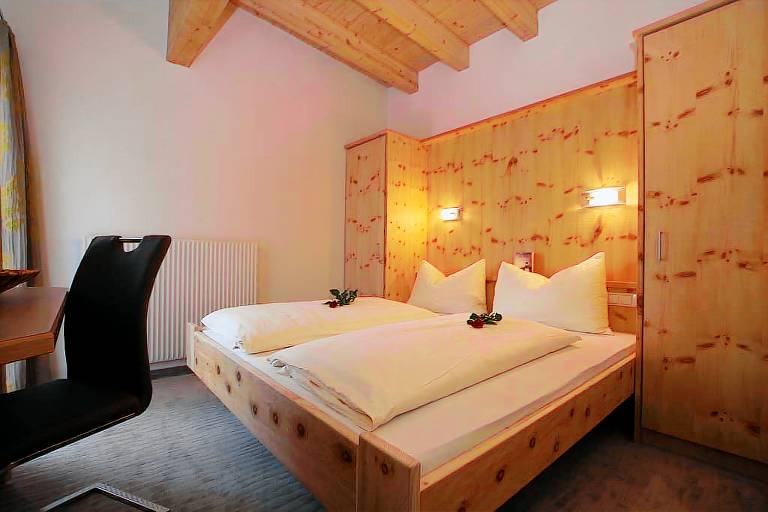 Ferienwohnung Flirsch