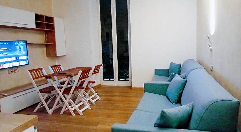 Holiday apartment with 1 room for 6 persons in Sanremo