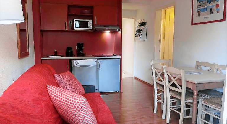 Serviced apartment with garden, sauna & terrace — photo 4