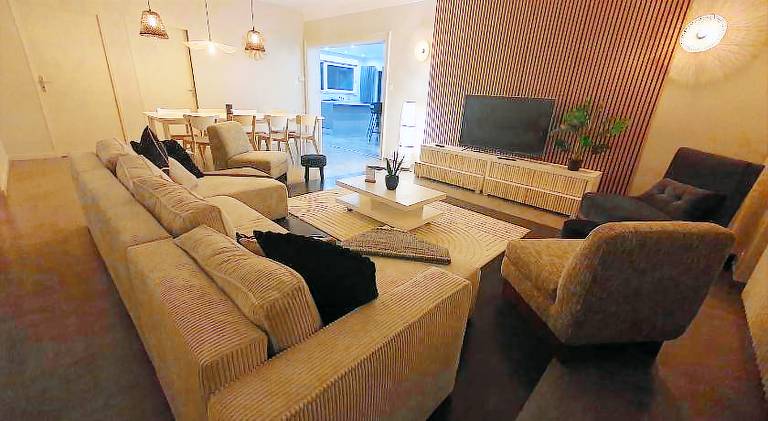 Rental apartment with terrace & yard — photo 2