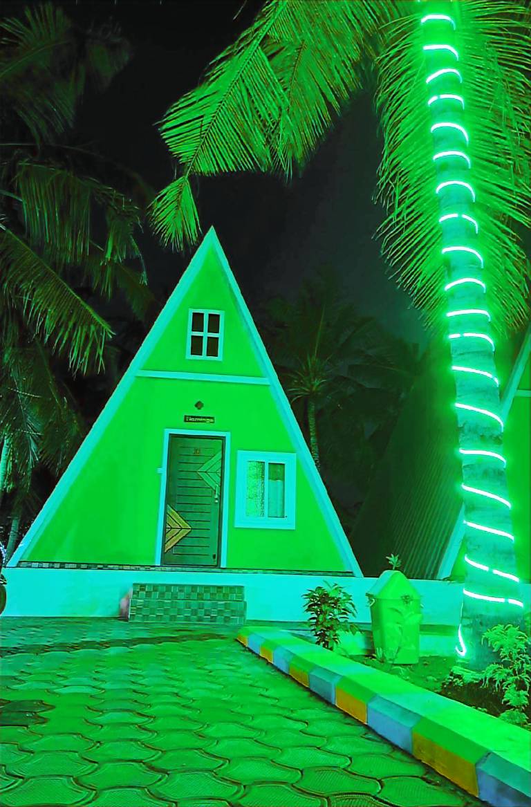 GreenLeaf Resorts and Restaurant