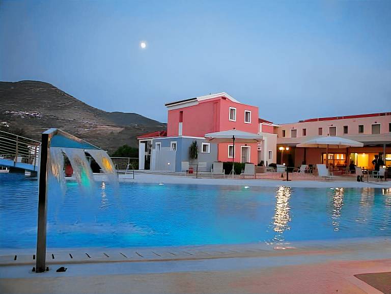 Theofilos Classic Hotel in Lesvos