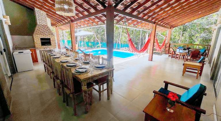 Vacation home with pool — photo 3