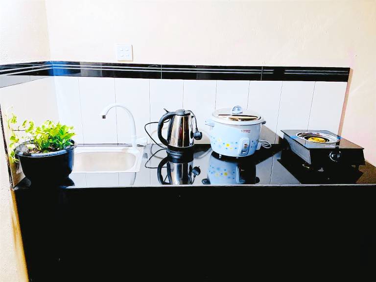 Rental apartment with yard — photo 4