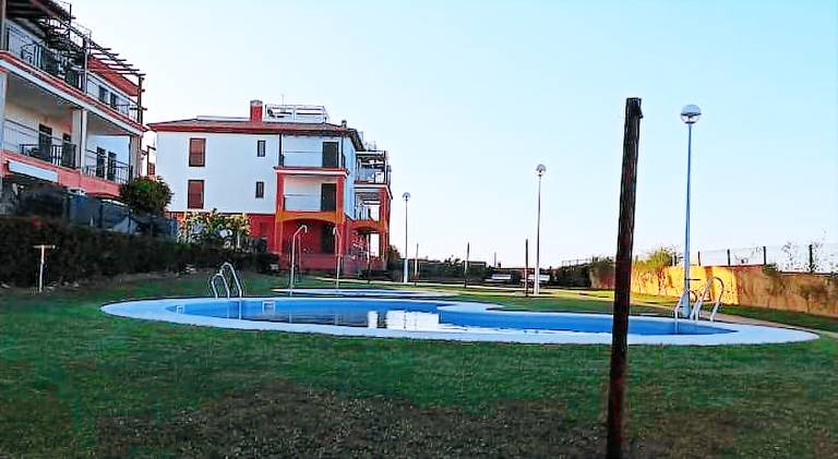 Rental apartment with pool — photo 3