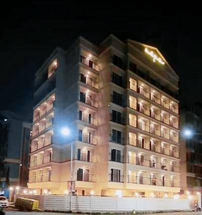 Apartment Sector 9