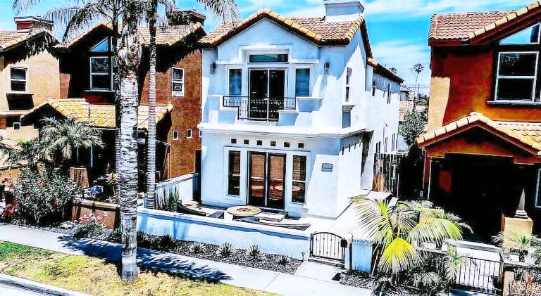 232 m&sup2; Ferienhaus