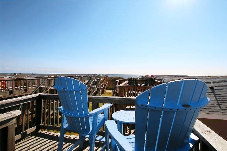 Condo | Beach view — photo 3