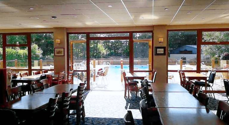 Rental apartment with pool — photo 5