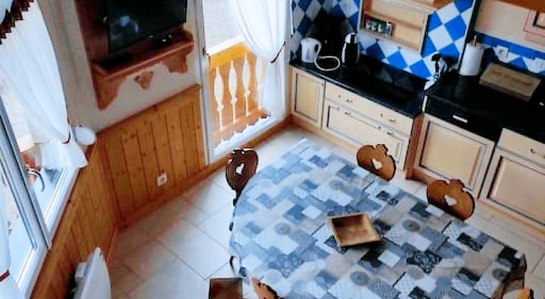 Chalet with 2 rooms for 6 persons — photo 4