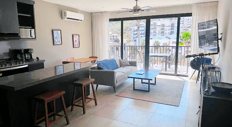 Habitacion y bano privado en departamento compartido — photo 4
