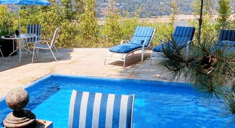 800 m&sup2; Villa