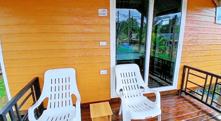 Vacation home with patio & garden | Next to the beach | Suitable for remote work | Pet-friendly — photo 3