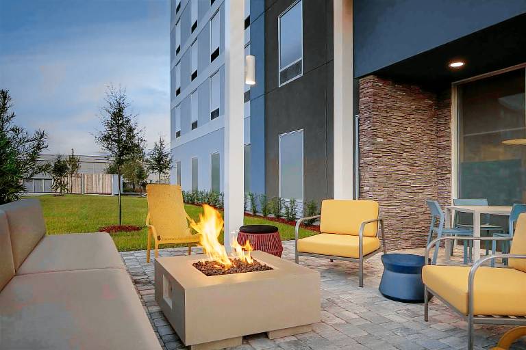 Home2 Suites by Hilton Sanford Orlando North — photo 4