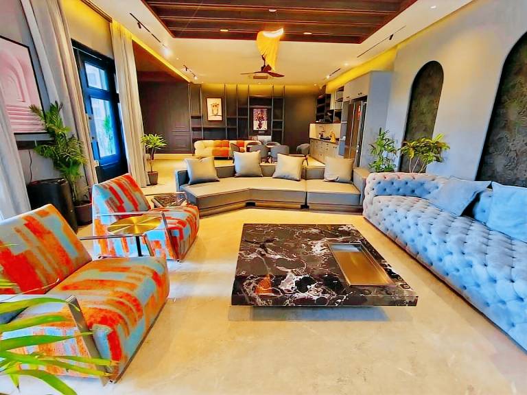 VICINITY’s BlackOlive Luxury 4BHK Farmstay — photo 2