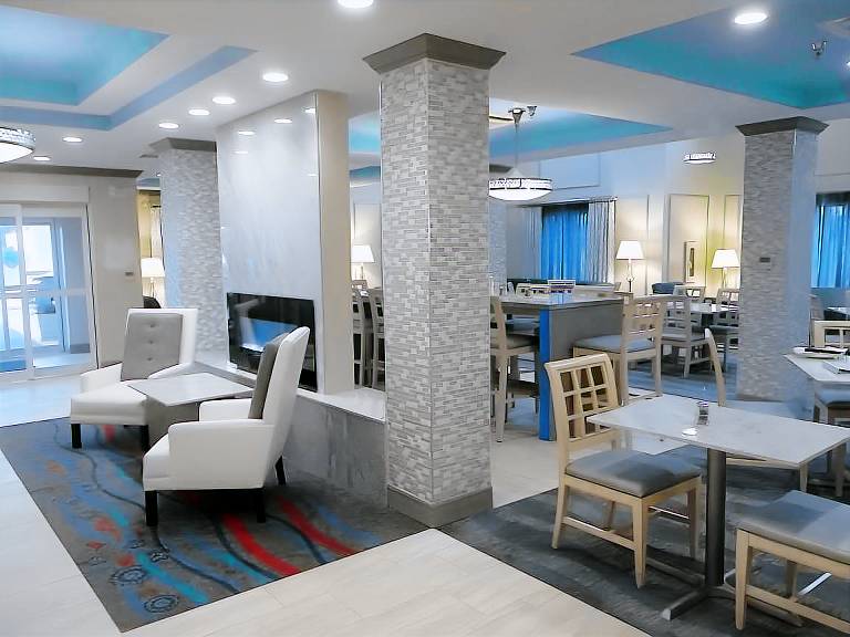 Holiday Inn Express Hotel And Suites Brookhaven By IHG — photo 4