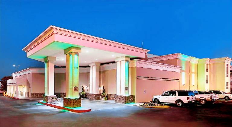 Holiday Inn Hotel & Suites Oklahoma City North By IHG in Oklahoma City, OK