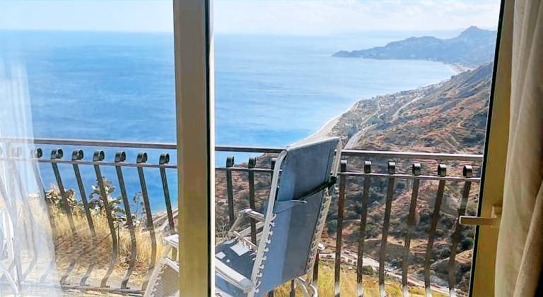 Appartamento Sant'Alessio Siculo