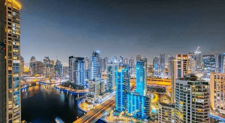 Rental apartment with pool in Abu Dhabi