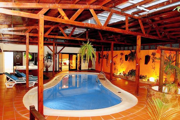 Villa Triquivijate