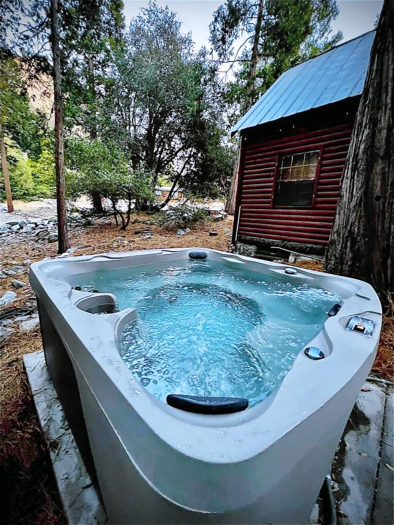 Cabin Forest Falls