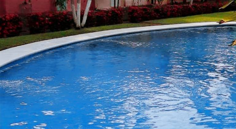 House with pool | Dogs allowed — photo 4