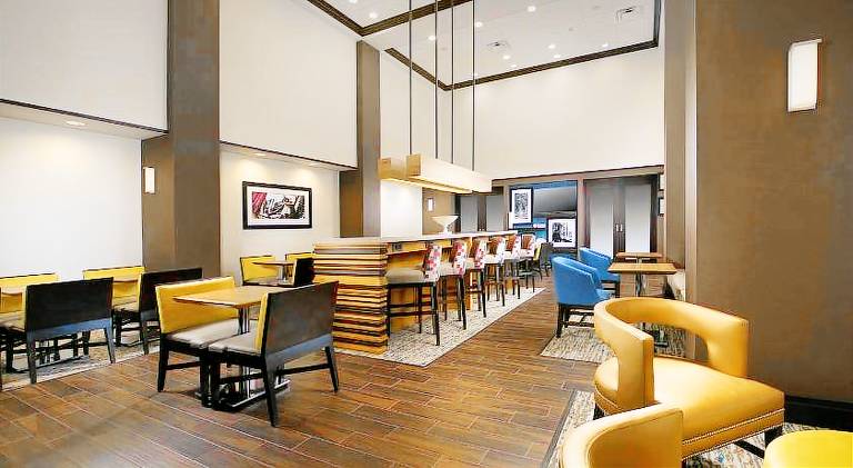 Hampton Inn & Suites Syracuse/Carrier Circle — photo 3