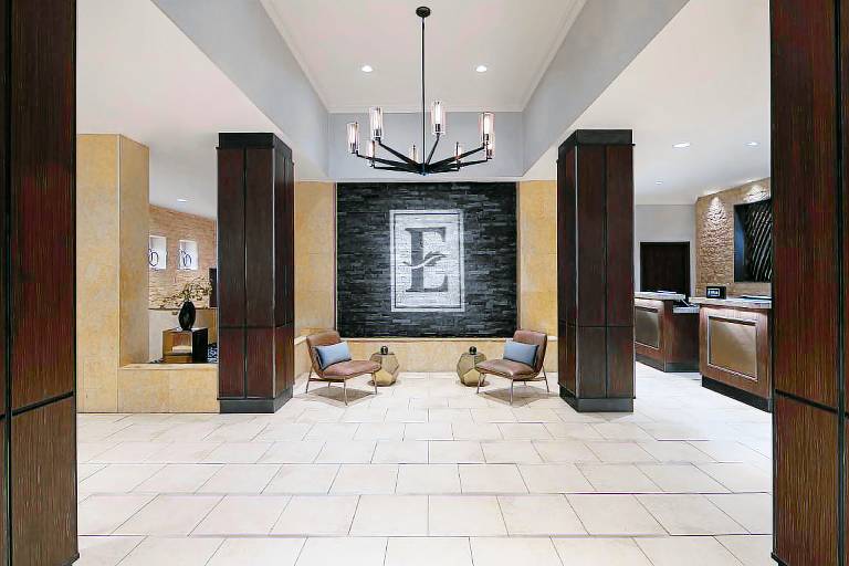 Embassy Suites by Hilton Fort Worth Downtown — photo 4