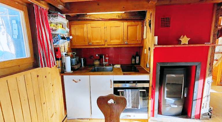 Chalet with 1 room for 4 persons — photo 4