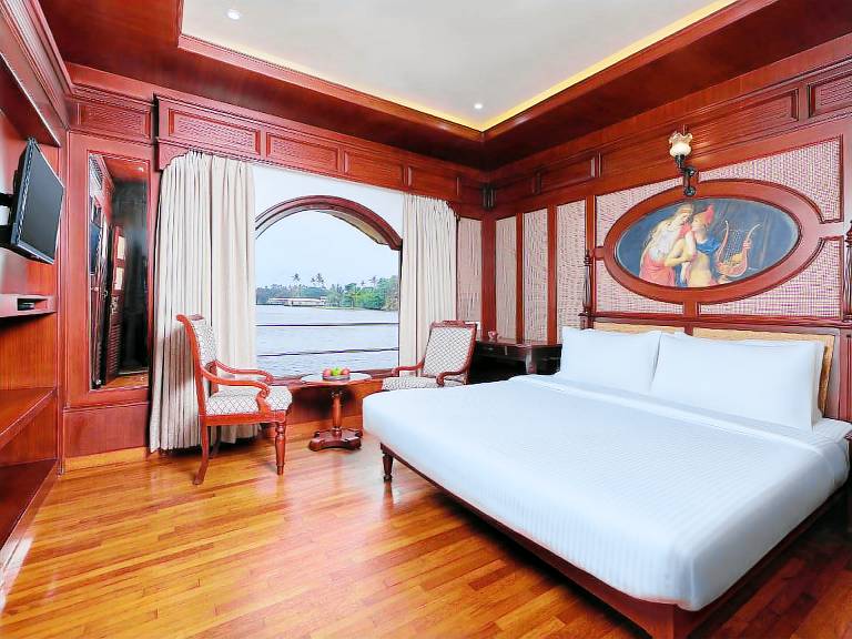 Boat with pool & terrace | Suitable for remote work — photo 2