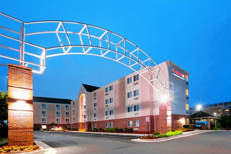 Candlewood Suites Sterling By IHG
