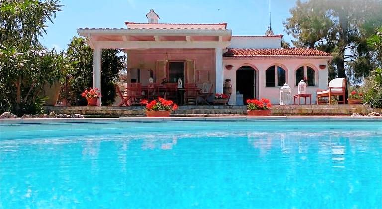 Villa with pool in Vieste
