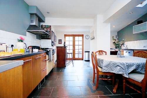 Bed & Breakfast  Cardiff