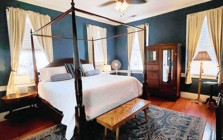 Bed and breakfast  Anson Borough Homes