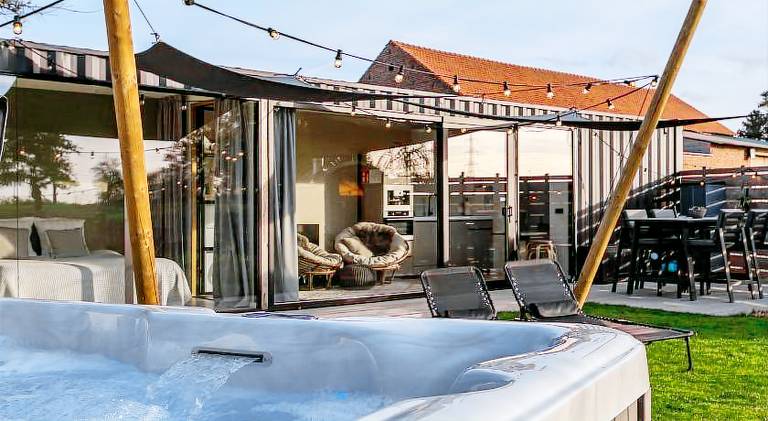 De Hoeveschuur in Hasselt
