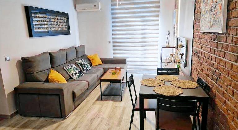 Holiday apartment with 3 rooms for 4 persons in Málaga