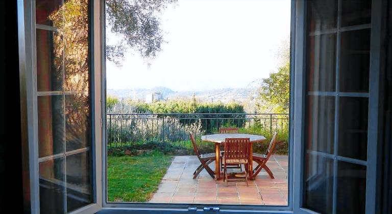Apartment Cezanne with heated pool and private garden — photo 4