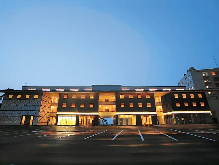 Bay Side Square Kaike Hotel