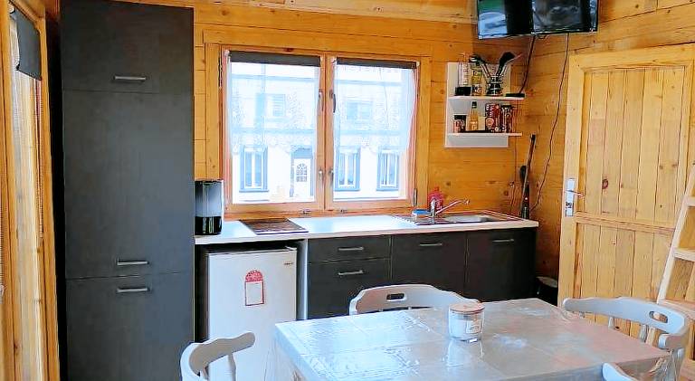 Chalet with 2 rooms for 6 persons — photo 3