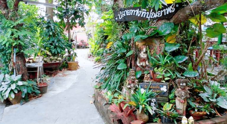 Apartment with barbecue & patio in Ban Chang
