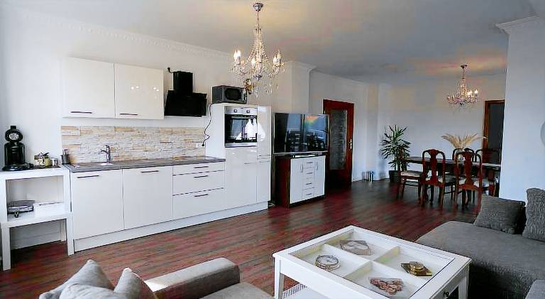 Rental apartment with terrace — photo 2