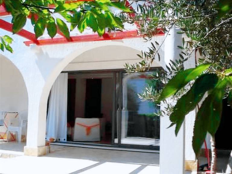 House with garden, terrace & barbecue — photo 5