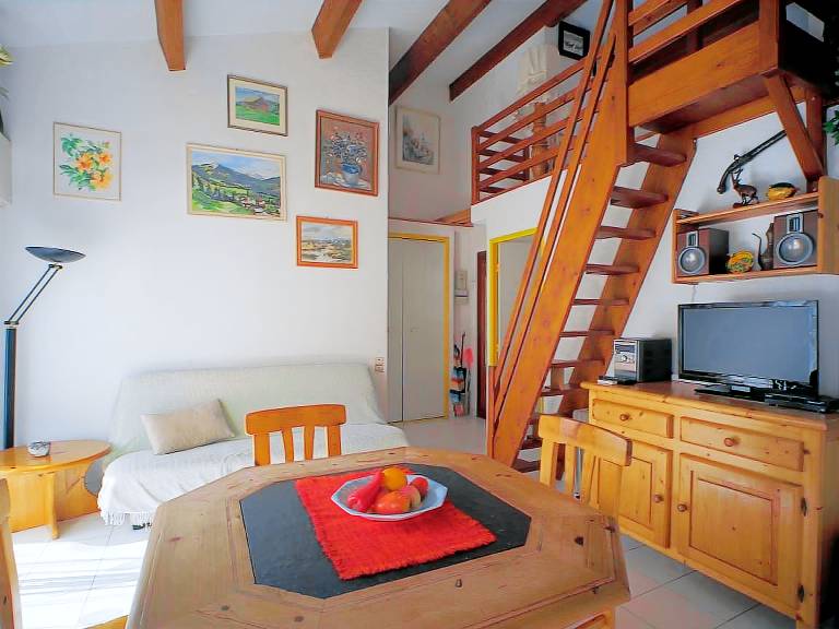 Rental apartment with pool, fast internet & yard | Garden view | Close to the beach | Good for workation | Dogs allowed — photo 4